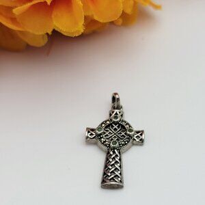 Vtg. Celtic Cross Pendant Sterling Silver Marcasite And Emerald Solvar Ireland